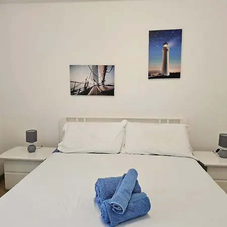 Bella Vita, Aeolian Islands Villa *
